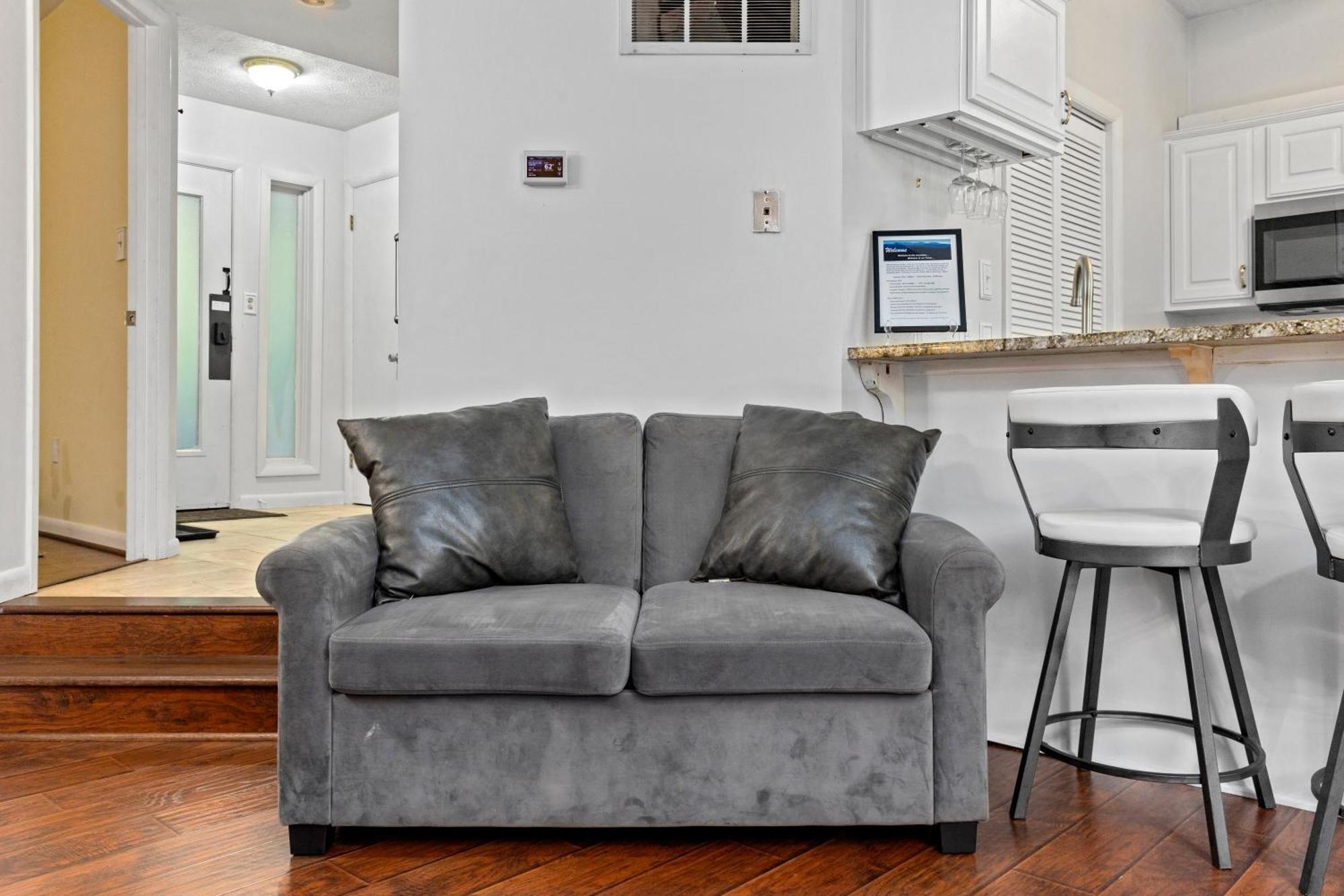 Cozy Condo In Wintergreen Resort That Sleeps 4! Lyndhurst Exterior foto